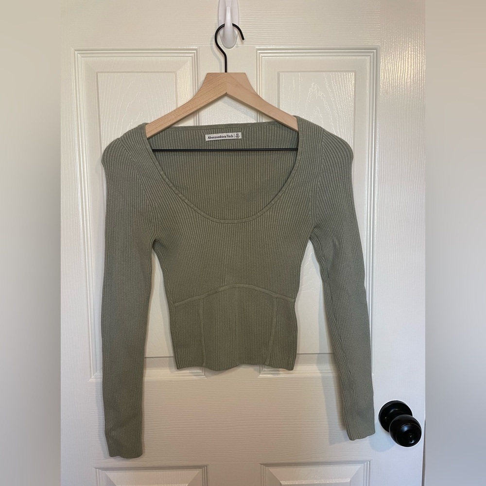 Abercrombie & Fitch Sage Green Ribbed Sweater Size XS